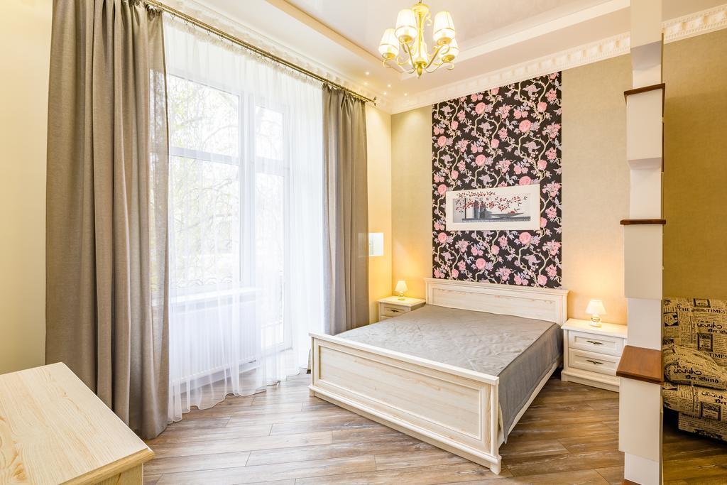 Vip Apartments Lviv Exterior photo